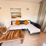 Paraiso Del Mar 公寓 *